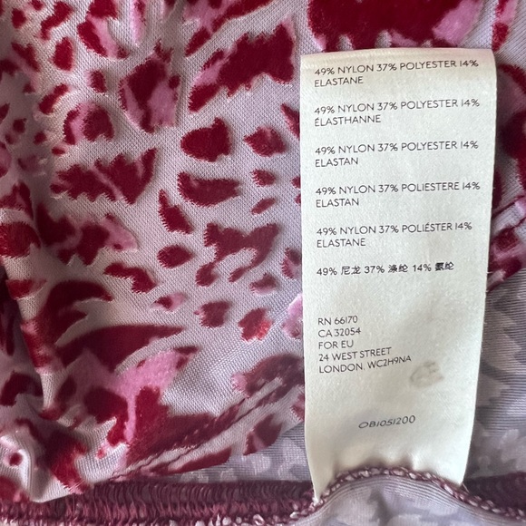 We The Free by Free People Teddy Velvet Tee | maroon | L - Picture 9 of 11